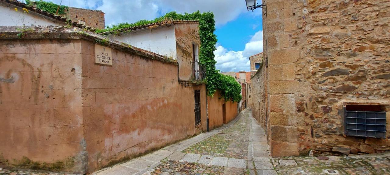 Casa Leyendas de Cáceres - en plena zona monumental Exterior foto