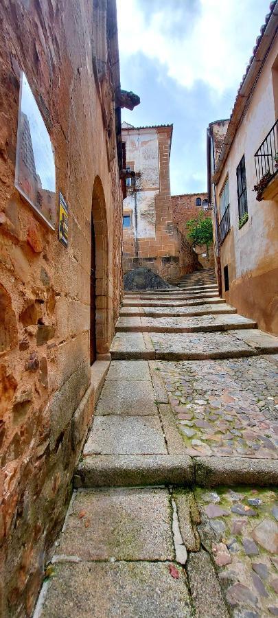 Casa Leyendas de Cáceres - en plena zona monumental Exterior foto